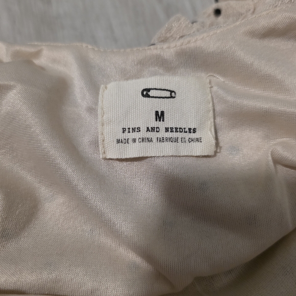 Pins & Needles Cream and Black Mini Dress - Picture 7 of 9